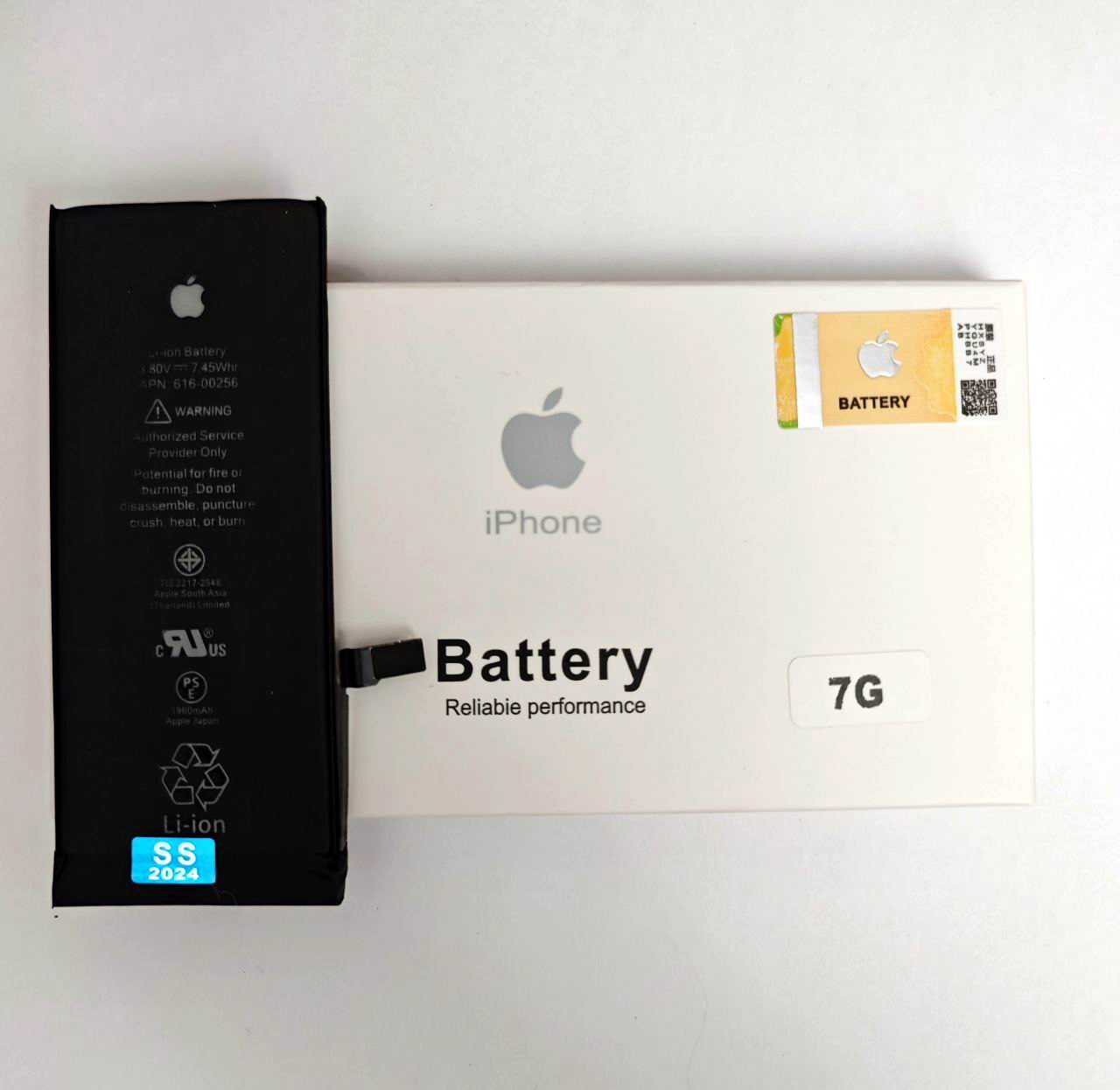 Аккумулятор для iPhone 7 – Original ( бел.коробка с яблочком+ скотч АКБ )(отображает % ёмкости в нас