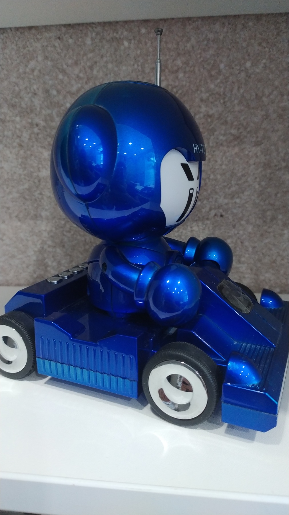 Колонка музыкальная Машинка Т-27 (с водителем) ( FM  USB  TF )