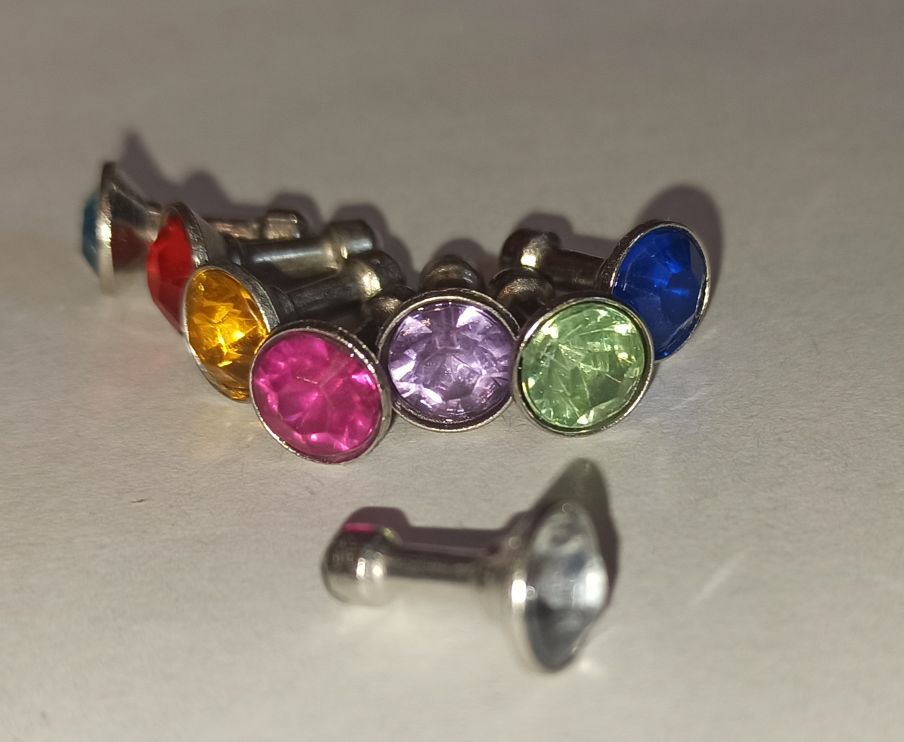 Стразы-заглушка в 3,5 пылезащитные