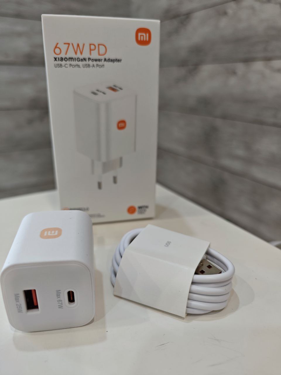 Сетевое зарядное устройство для Xiaomi Turbo Charger 67W, QC3.0, блок1USB-A+1USB-C (Type-C) кабель Type-C Белый