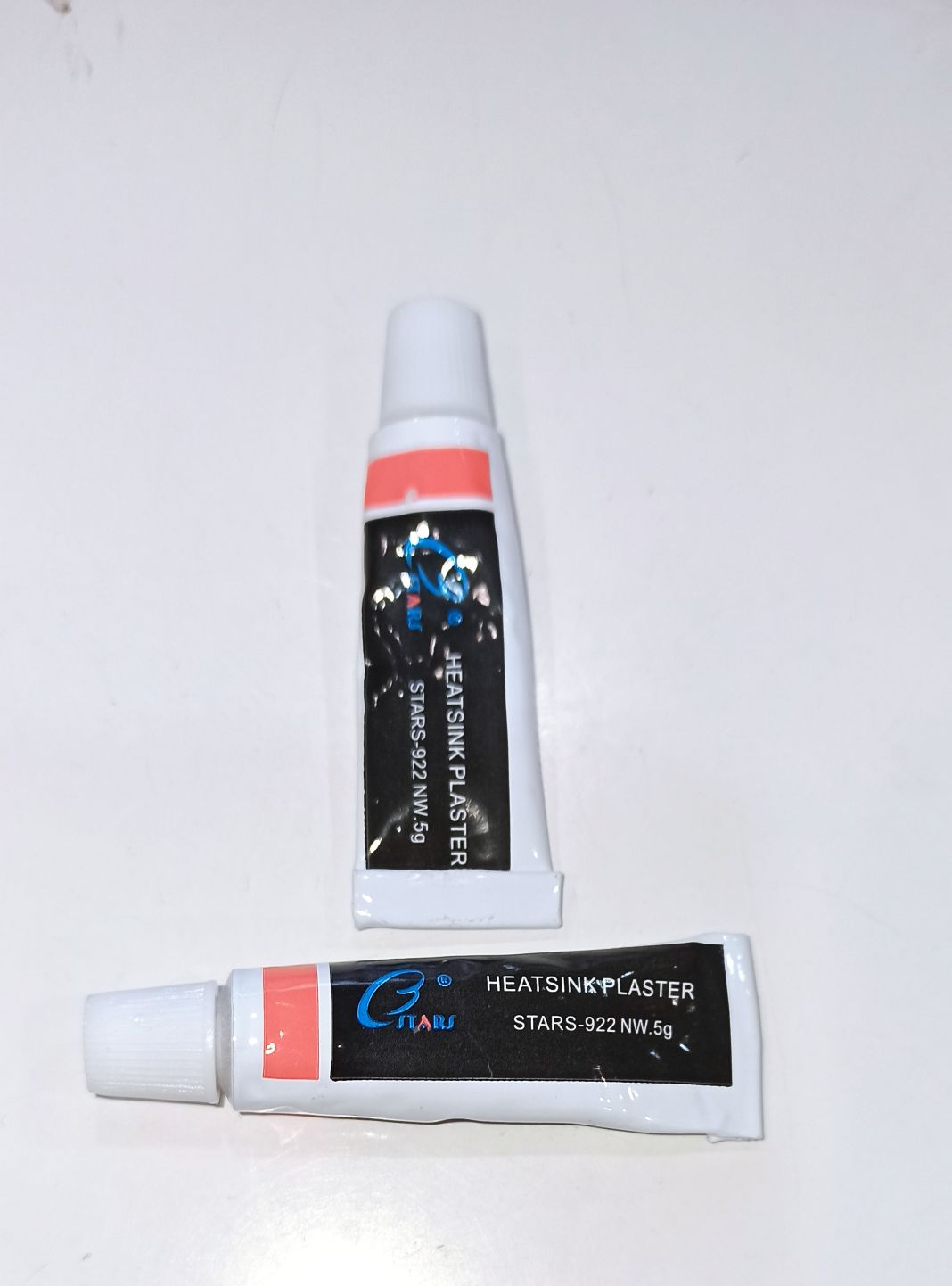 Клей теплопроводный силиконовый STARS-922 (5 г)(монтаж.св-диодов, чипов, транзисторов и др. на радиатор,не проводит эл.ток!)