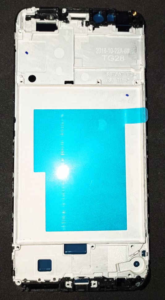 Рамка дисплея для Huawei Honor 7A Pro/ Honor 7C/ Y6 Prime 2018/ Y6 2018  Черная