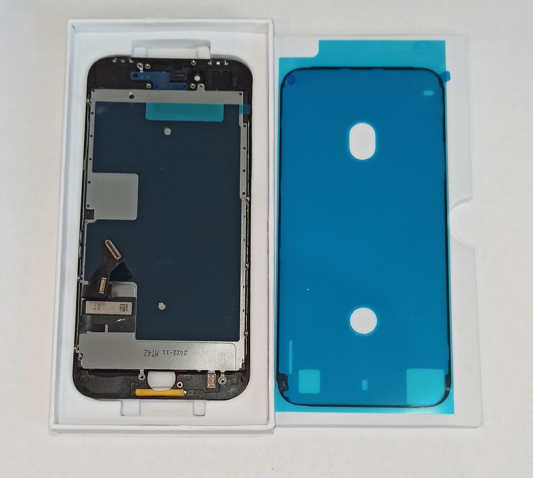 Дисплей для iPhone 8/SE (2020) Черный – Премиум (яркость OEM) модуль в рамке в сборе + проклейка + глазок