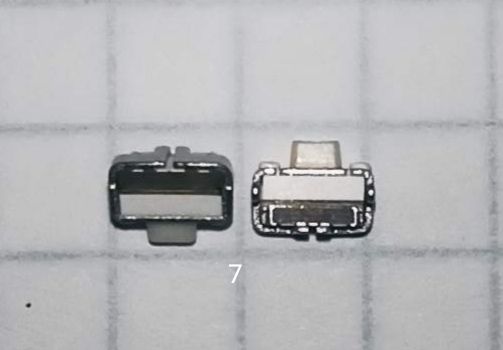 №7 Кнопка включения,громкости,камеры Samsung i9220