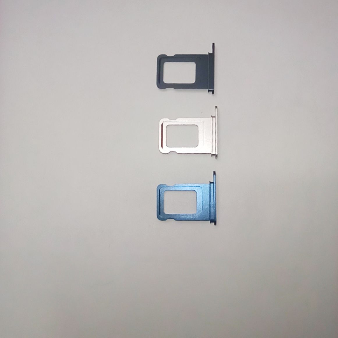 Контейнер SIM для iPhone 12/ iPhone 12 Pro/12 Pro Max Белый