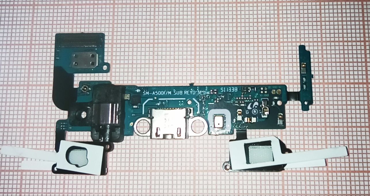 Шлейф для Samsung A500F плата системный разъем/разъем гарнитуры/микрофон