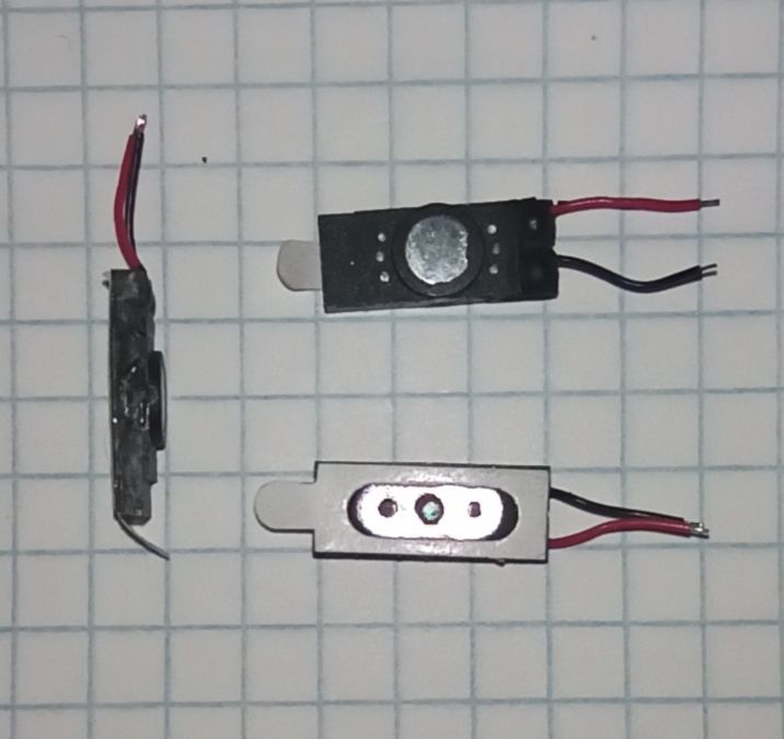 Динамик универсальный 15х6мм с проводами №51