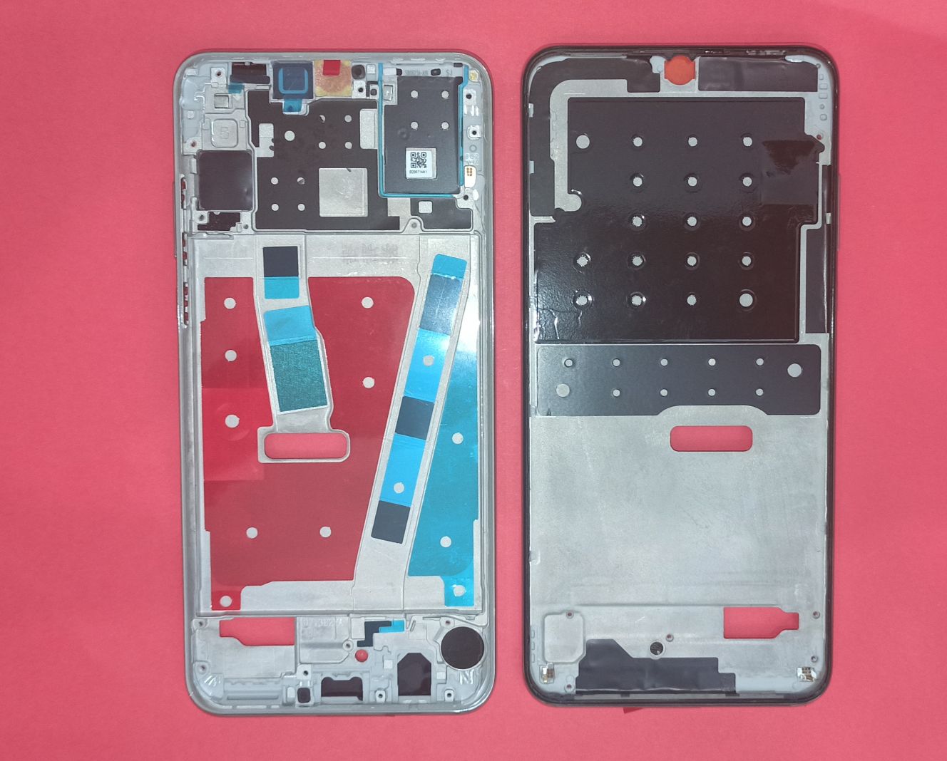 Рамка дисплея для Huawei P30 Lite (48MP)/ Honor 20 Lite/ 20S Белая (серебро)