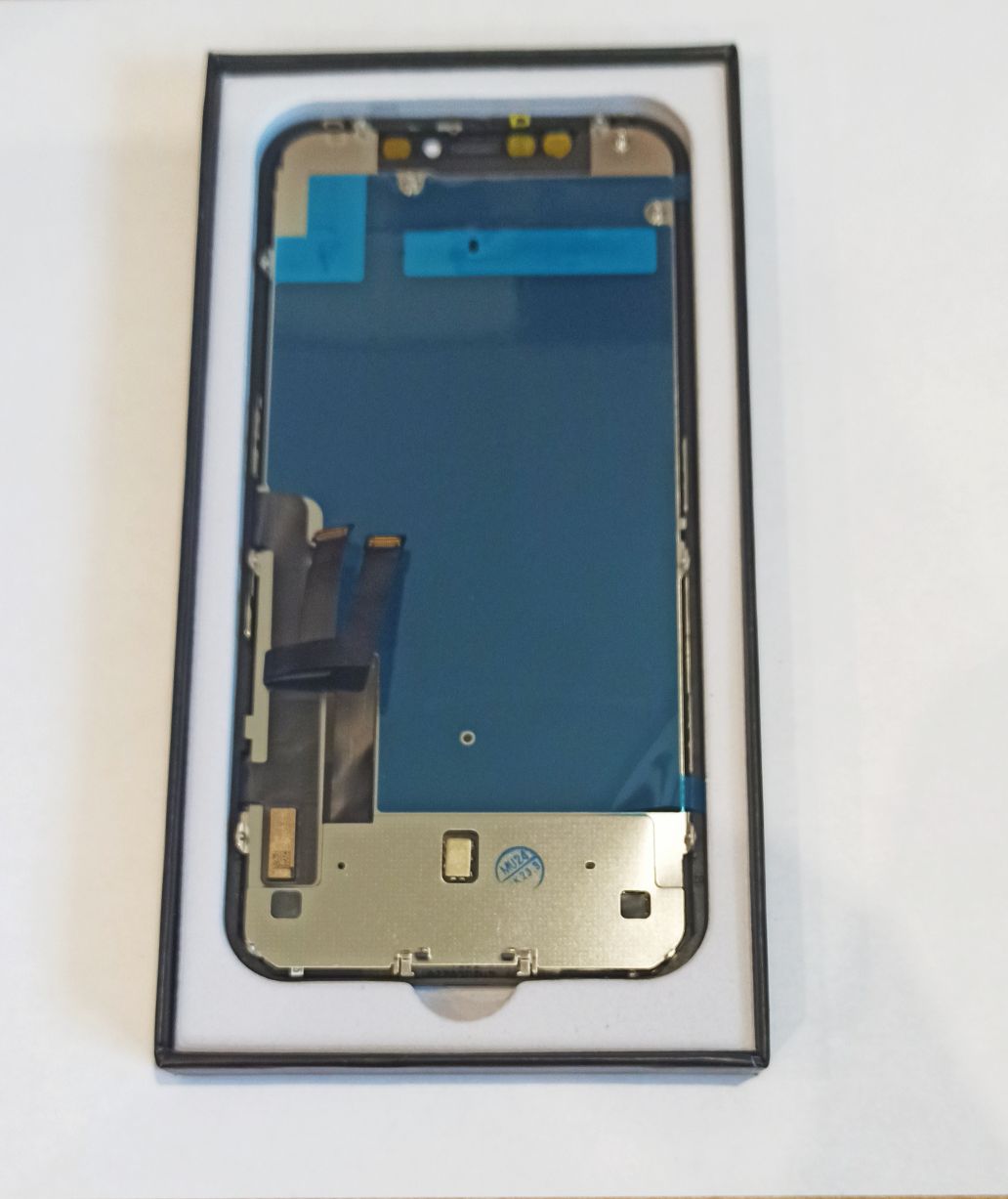 Дисплей для iPhone 11 Черный в сборе Copy с задней металической рамкой