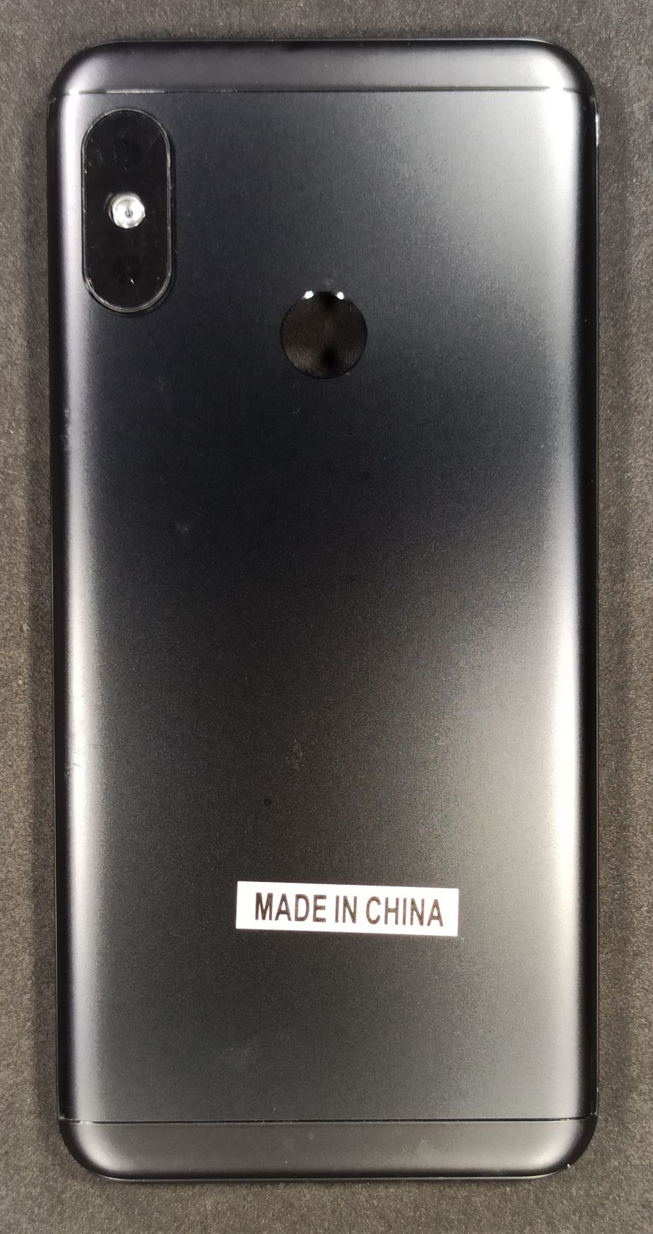 Задняя крышка для Xiaomi Mi A2 Lite/ Redmi 6 Pro Черный (есть стекло камеры,вспышки.кнопки)
