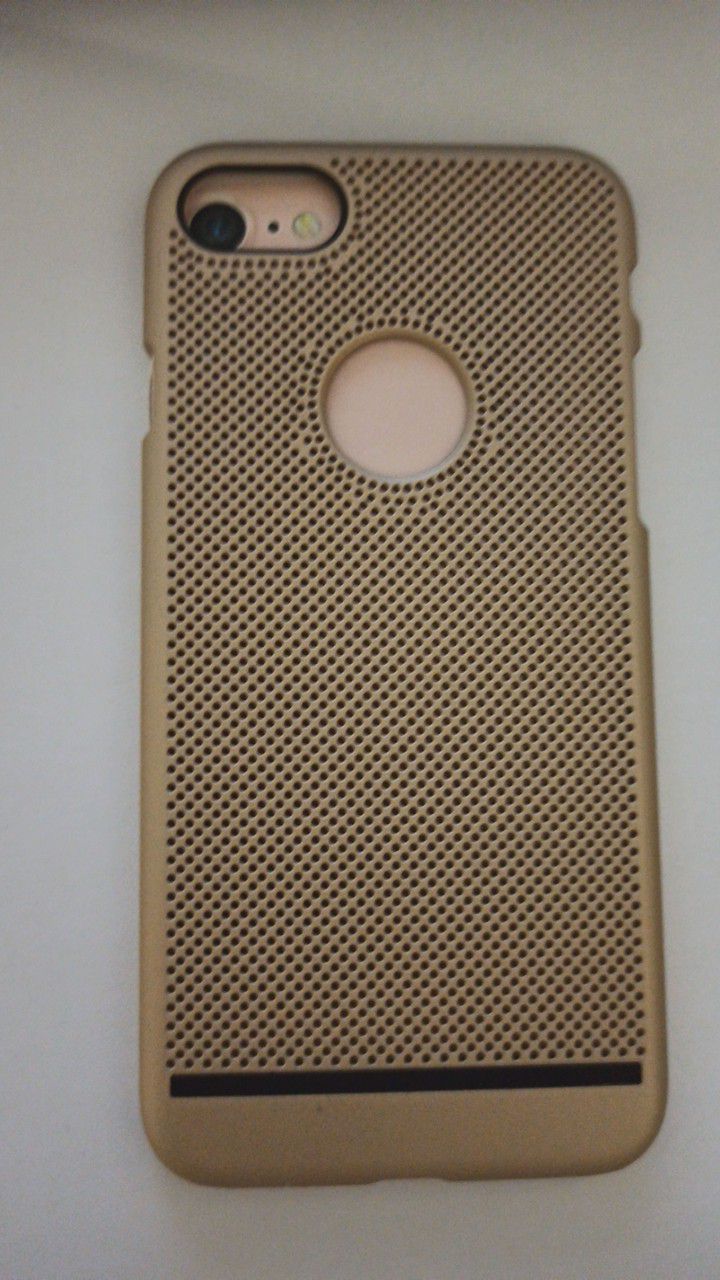 Чехол задняя накладка iPhone 7/8/SE 2020 (4.7) с перфорцией, бархатная, цвет: золотой